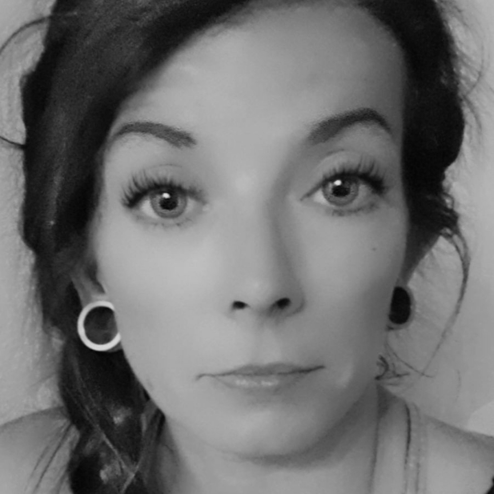Meet your Posher, LeDena
